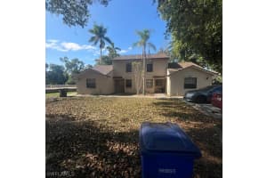 3953 Pearl St 2, Fort Myers