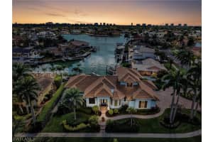 474 Pepperwood Ct, Marco Island