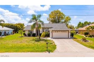 137 Acalypha, Punta Gorda