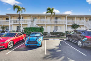 4617 Bayshore Dr H4, Naples 4617 Bayshore Dr H4, Naples