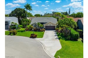 6642 Middlesex Pl, Naples