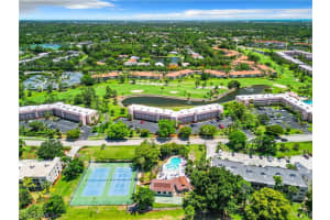 300 Forest Lakes Blvd 201, Naples