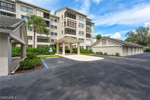 201 Arbor Lake Dr 2-201, Naples