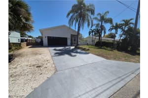 27312 Gasparilla Dr, Bonita Springs