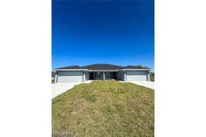 2305/2307 Dogwood Ave N, Lehigh Acres