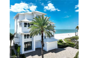 109 Curacao Ln, Bonita Springs