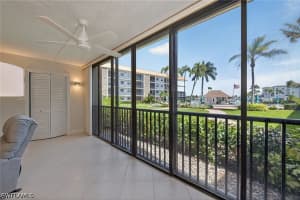 2900 Gulf Shore Blvd N 110, Naples