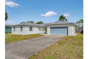 1256 Bluebird Ave, Marco Island