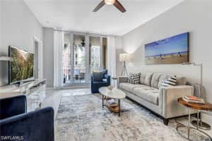 401 Bayfront Pl 3204, Naples