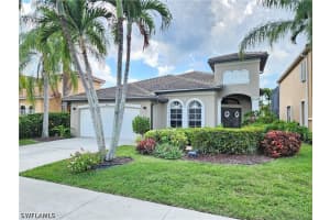 8343 Laurel Lakes Blvd, Naples