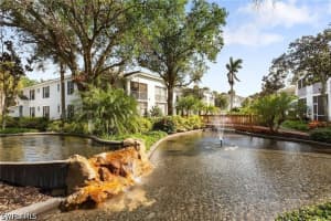 7092 Barrington Cir 102, Naples