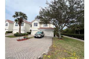 884 Hampton Cir 159, Naples 884 Hampton Cir 159, Naples