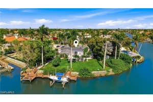 2002 4th Street S, Naples