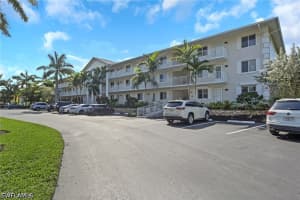 3031 Sandpiper Bay Cir F106, Naples