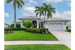 51 S Seas Ct, Marco Island