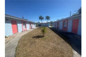 16901 Juanita Ave, Fort Myers