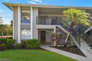 1203 Commonwealth Cir A201, Naples