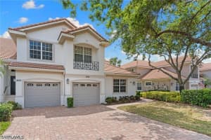 1595 Winding Oaks Way 103, Naples