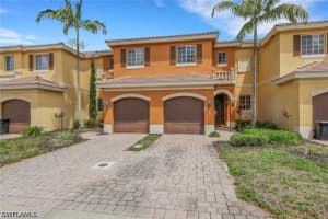 10260 Olivewood Way 58, Estero