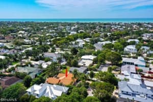 778 Broad Ct S, Naples