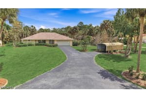 184 Wilson Blvd S, Naples