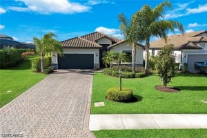 19599 Beechcrest Pl, Estero