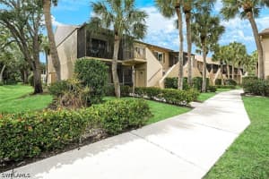 4240 Jack Frost Ct 6, Naples