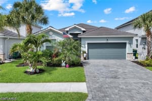2193 Clementine St, Naples