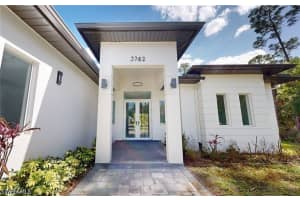 3762 32nd Ave Se, Naples