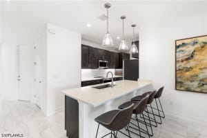 7572 Carnegie Way, Naples