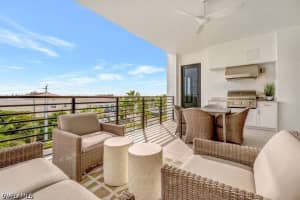 1125 Central Ave 477, Naples