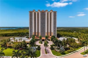 1065 Borghese Ln 1003, Naples