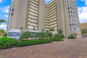 21 Bluebill Ave B401, Naples 21 Bluebill Ave B401, Naples