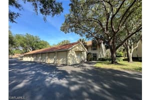 241 Robin Hood Cir 204, Naples 241 Robin Hood Cir 204, Naples