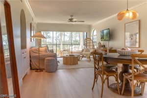 265 Deerwood Cir 10, Naples 265 Deerwood Cir 10, Naples