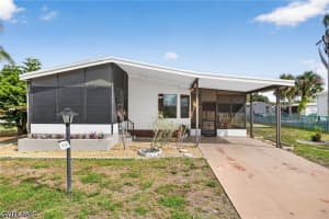 10220 Wales Loop, Bonita Springs