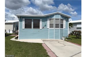 4710 Pilgrims Way W, Estero