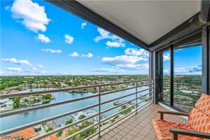 4751 Gulf Shore Blvd N Ph-03, Naples