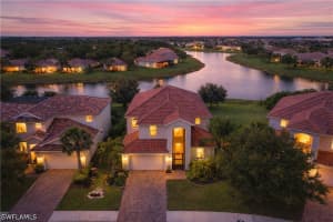 2446 Heydon Cir E, Naples