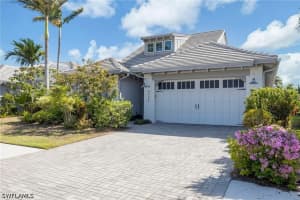 6466 Warwick Ave, Naples