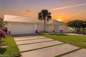 454 Flamingo Ave, Naples