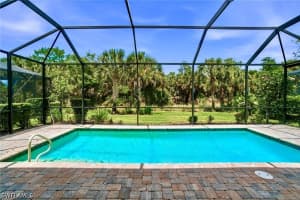 9395 Greyhawk Trl, Naples