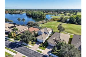6096 Dogleg Dr, Naples