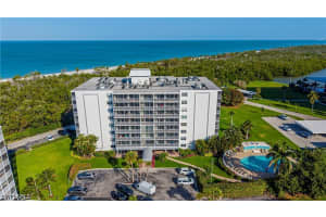 5 Bluebill Ave 104, Naples