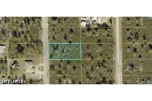 608 Johns Ave, Lehigh Acres