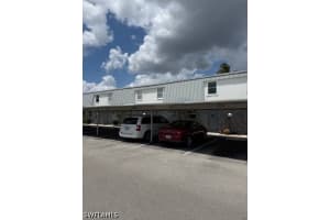 6777 Winkler Rd 144, Fort Myers