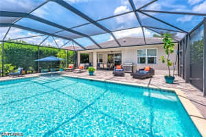 14606 Tropical Dr, Naples