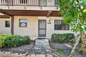 5232 Treetops Dr L-102, Naples