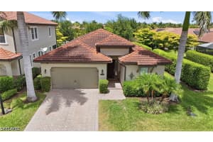 16329 Aberdeen Way, Naples