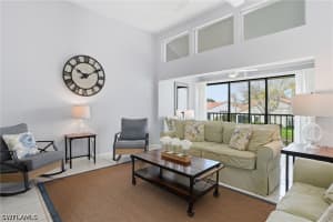637 Beachwalk Cir E202, Naples